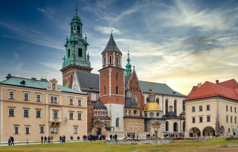 Zdjęcia dotyczące mieszkanie w Krakowie
